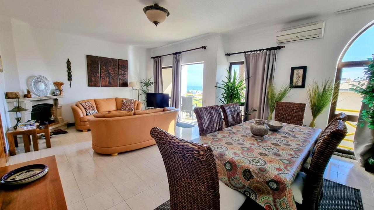 Apartmento Praia Da Dona Ana Лагуш Екстер'єр фото